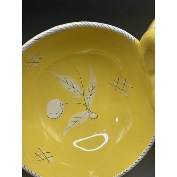 Vintage Italian Peasant Village Yellow Ceramic Divided Serving Bowl w/ Handle - Picture 2 of 9